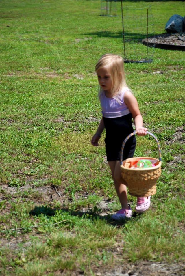 2012-04-08-28-Egg Hunt.jpg
